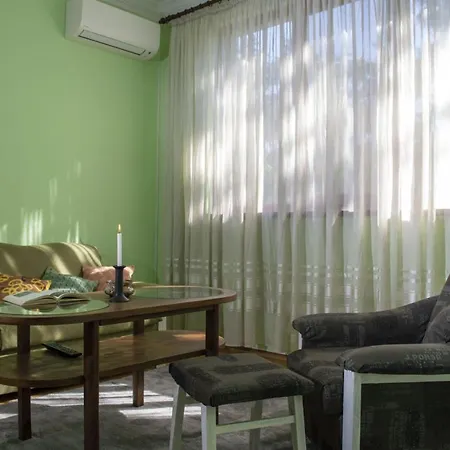 Midtown Place Doris 1 With Garage Διαμέρισμα