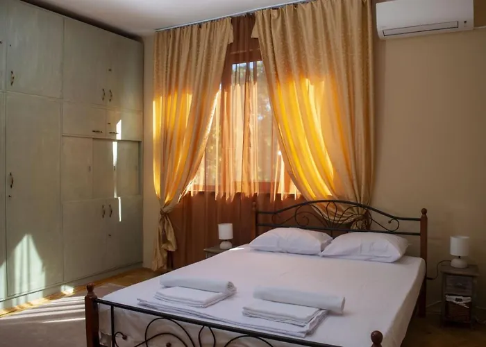 Midtown Place Doris 1 With Garage